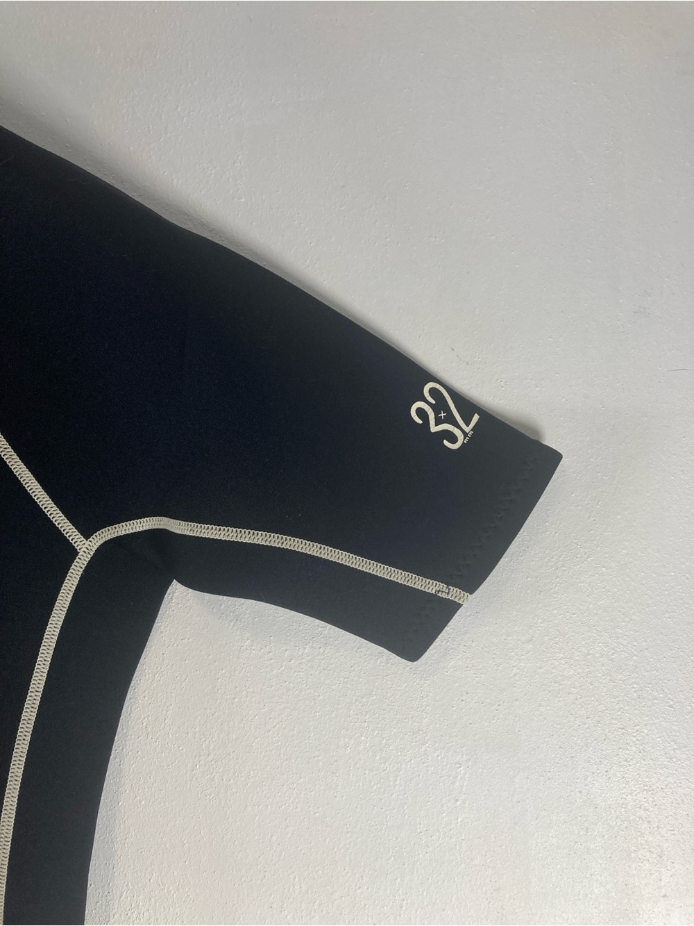 Sorrento Wetsuit Wet Suit Size ML Shorty Surfing Waterproof Beach Black - Picture 8 of 16